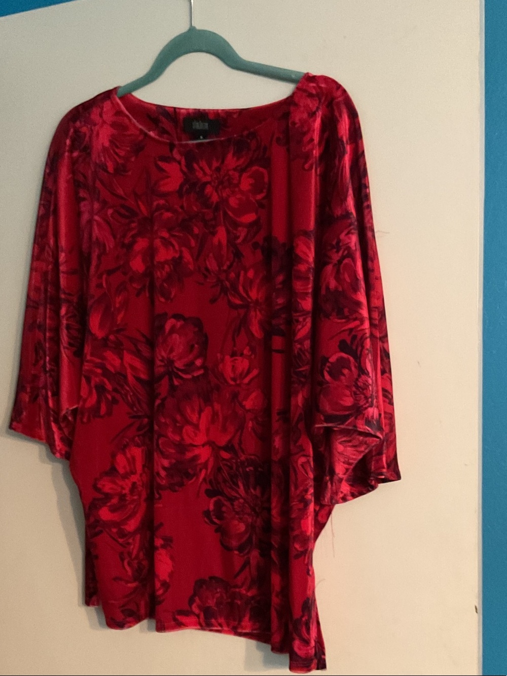 Women’s Red Floral Print Tunic Top